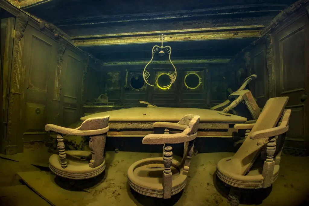 Inside a shipwreck