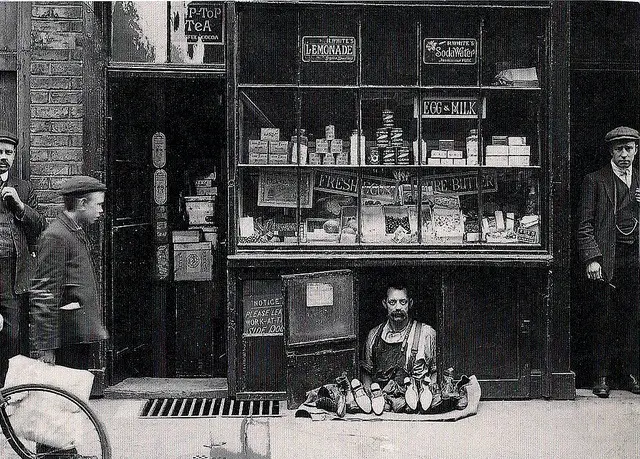 London's smallest shops 